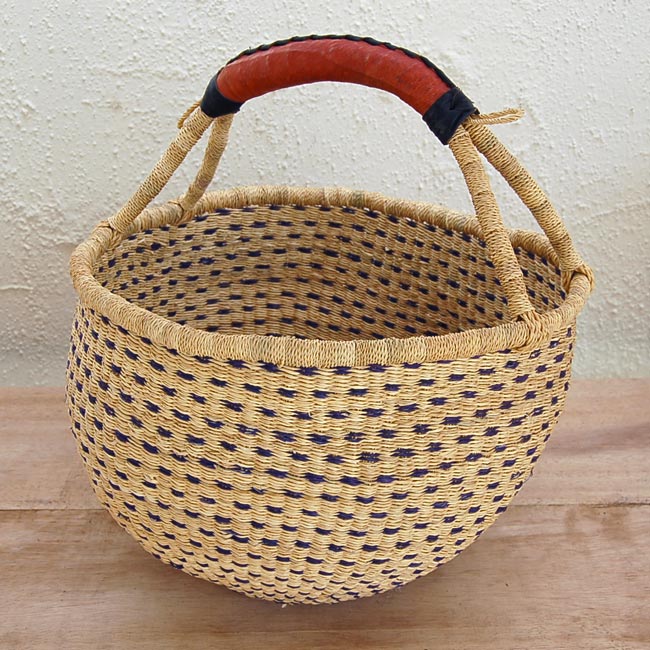 lidded toy basket