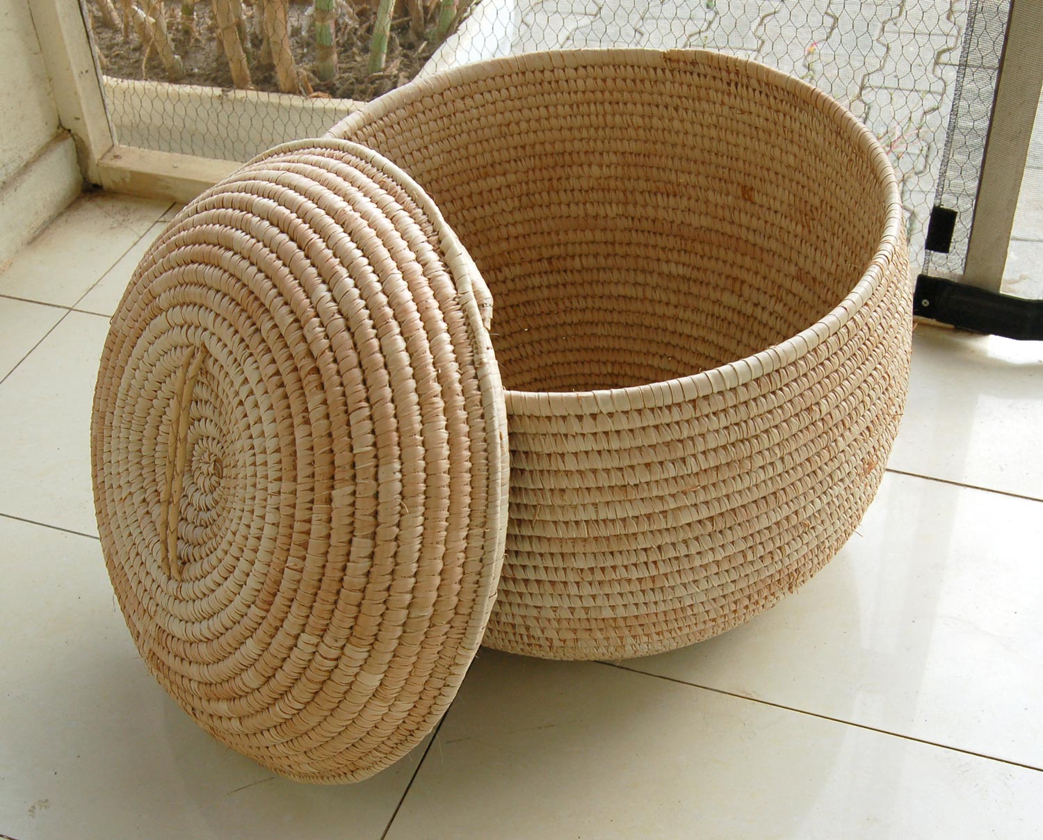 AfriMod Natural (Large Lidded Storage Basket ~18.5in)
