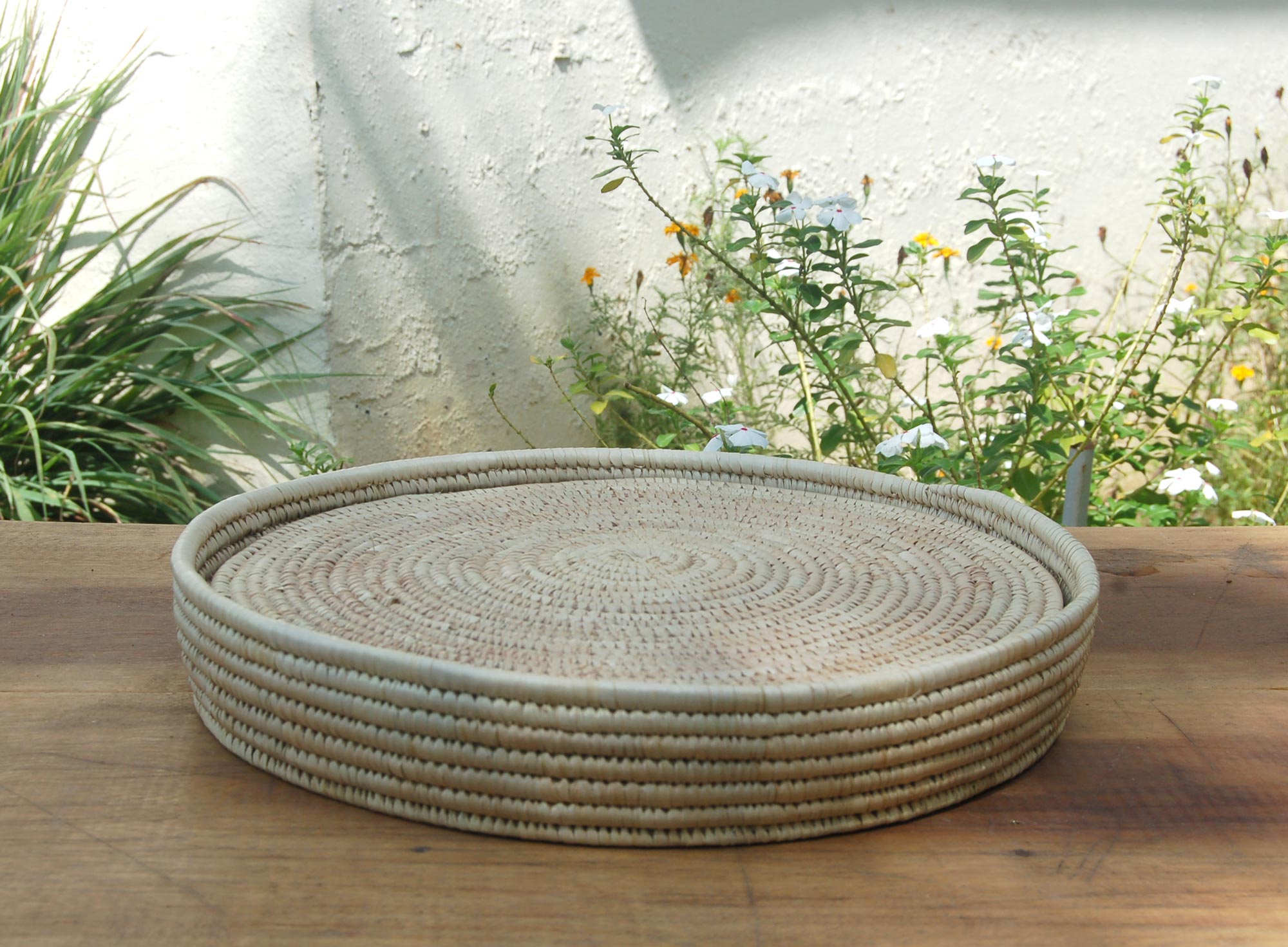 Basket Platter with 4 Nested Flat Baskets