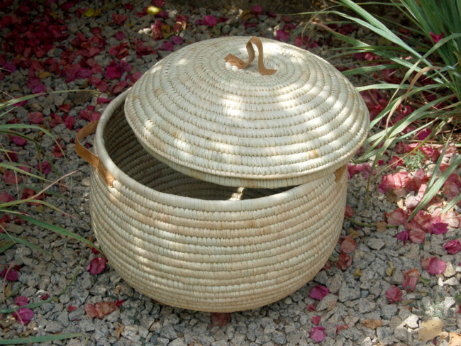AfriMod Natural #1: Classic – Large Lidded Storage Basket
