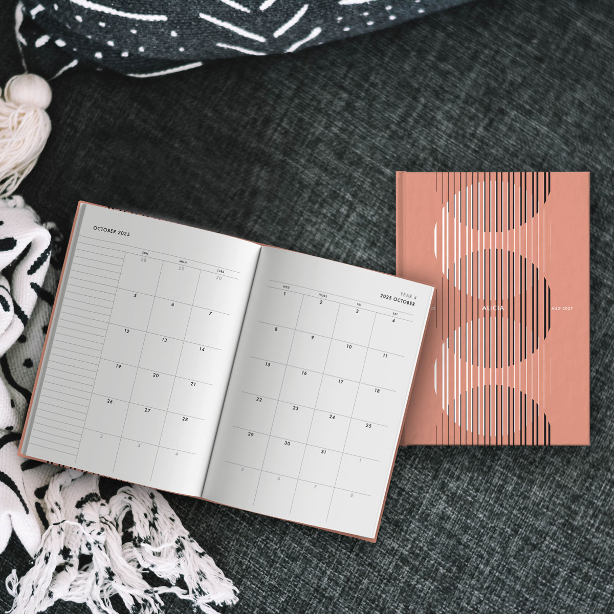 Modern 5-Year Monthly Planner / 60-Month Calendar (dusty rose) – start any month