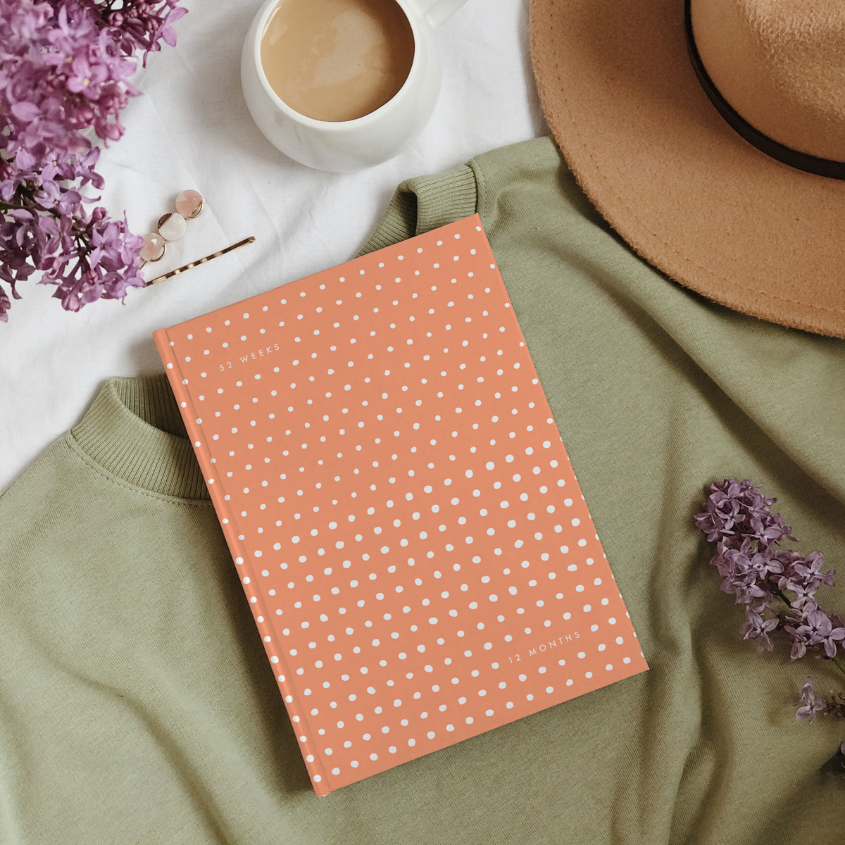 Undated Weekly Planner – coral + white